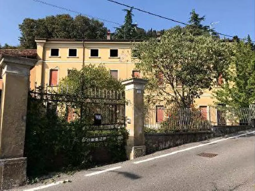 Villa in vendita 5 a Solferino