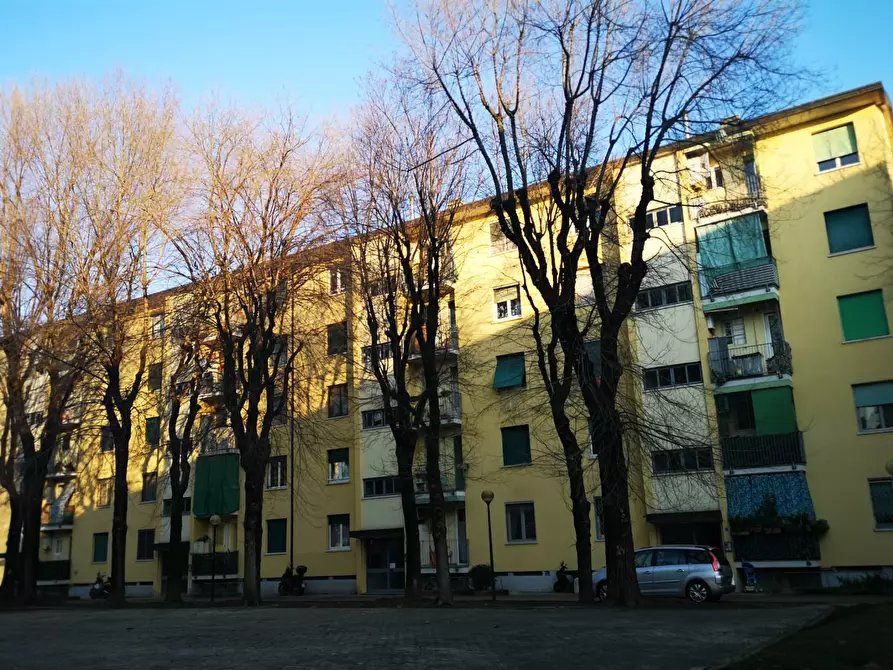 Appartamento in vendita 7 a Milano