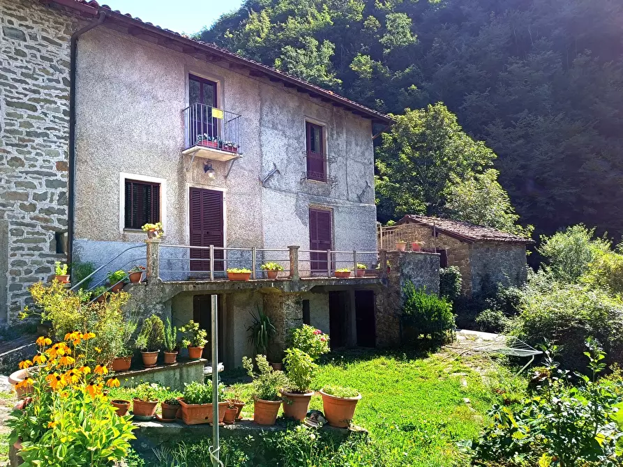Casa semindipendente in vendita a Castiglione Di Garfagnana