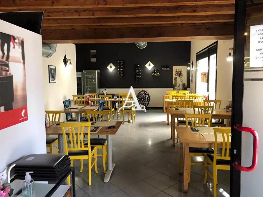 Immagine 1 di Bar / Ristorante in vendita  a Legnago