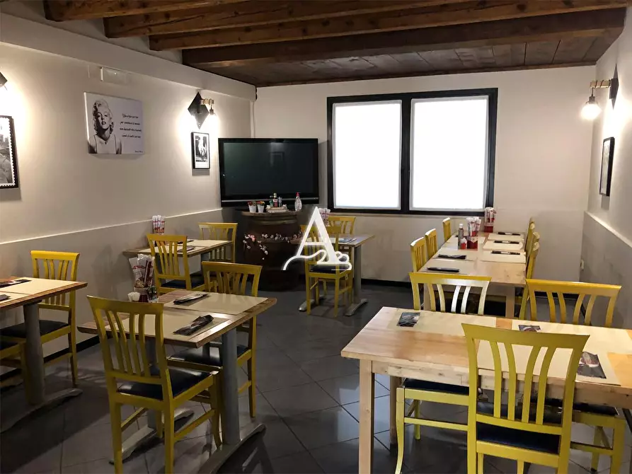 Immagine 1 di Bar / Ristorante in vendita  a Legnago