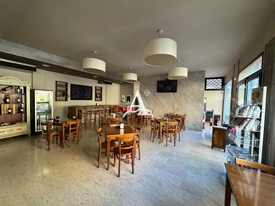 Immagine 1 di Bar / Ristorante in vendita  a San Pietro In Cariano