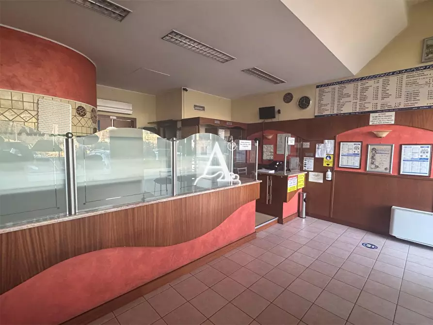 Immagine 3 di Negozio in vendita  a Vigasio