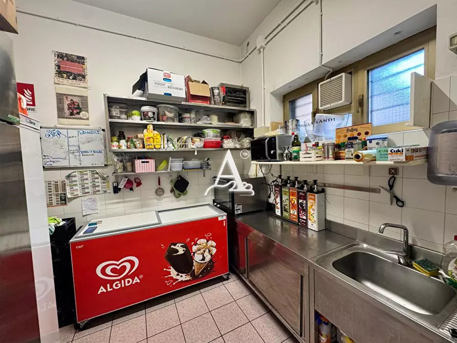 Immagine 10 di Bar / Ristorante in vendita  a Verona