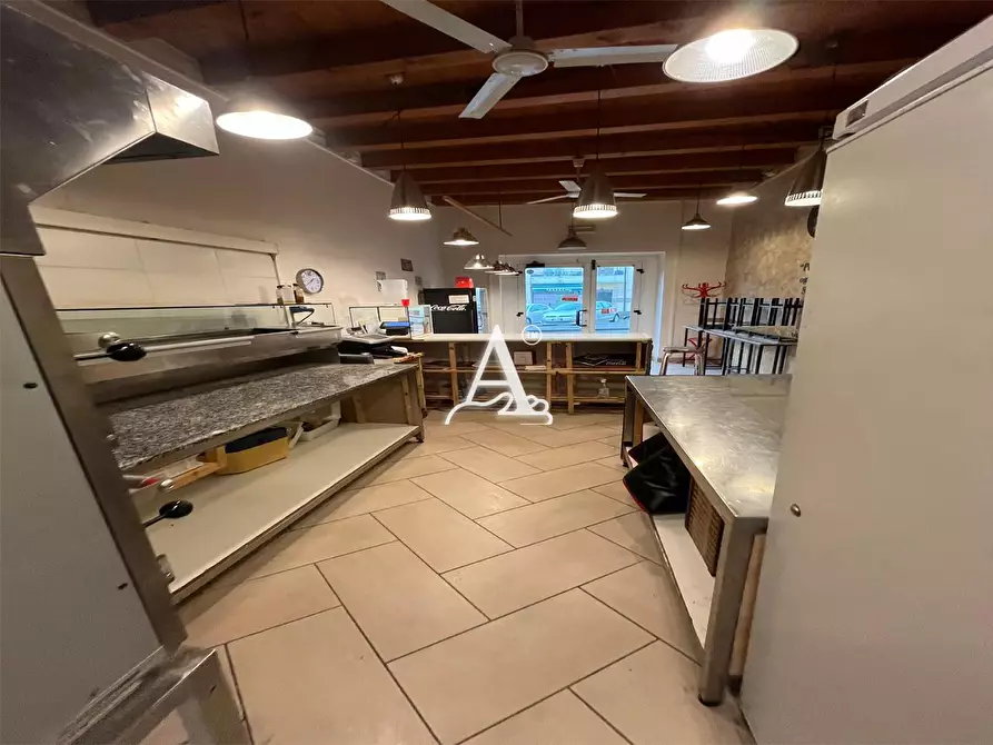 Immagine 3 di Bar / Ristorante in vendita  a Verona