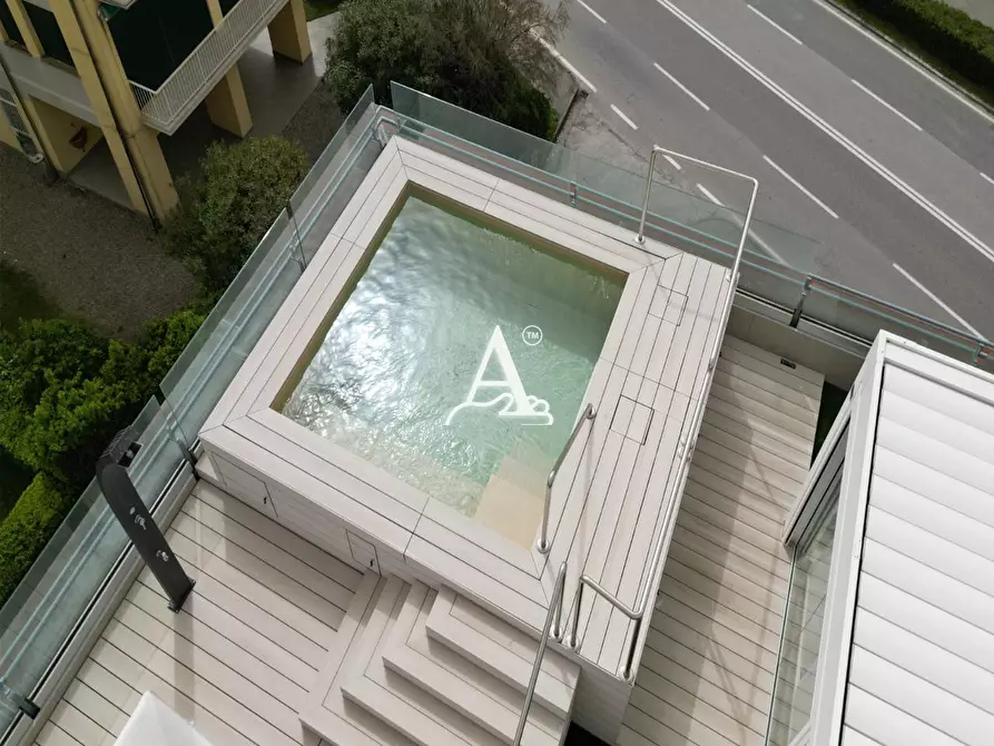 Immagine 10 di Licenza in vendita  a San Giovanni Lupatoto