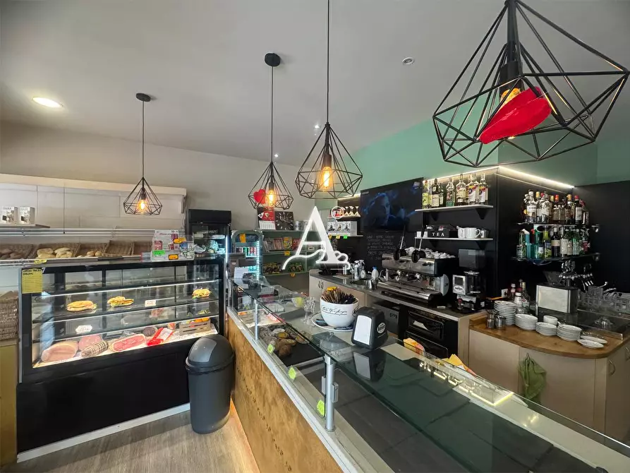Immagine 4 di Bar / Ristorante in vendita  a San Giovanni Lupatoto