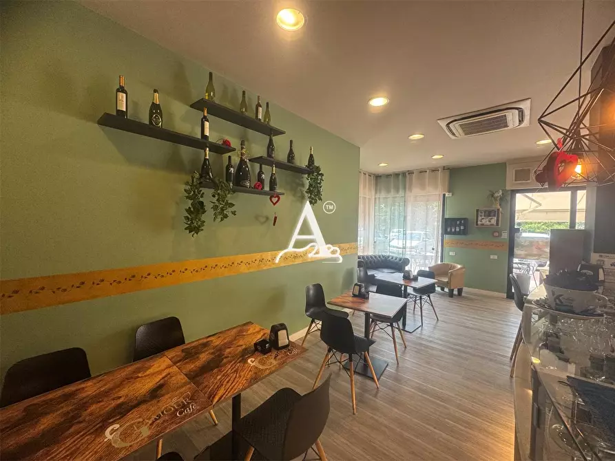 Immagine 1 di Bar / Ristorante in vendita  a San Giovanni Lupatoto