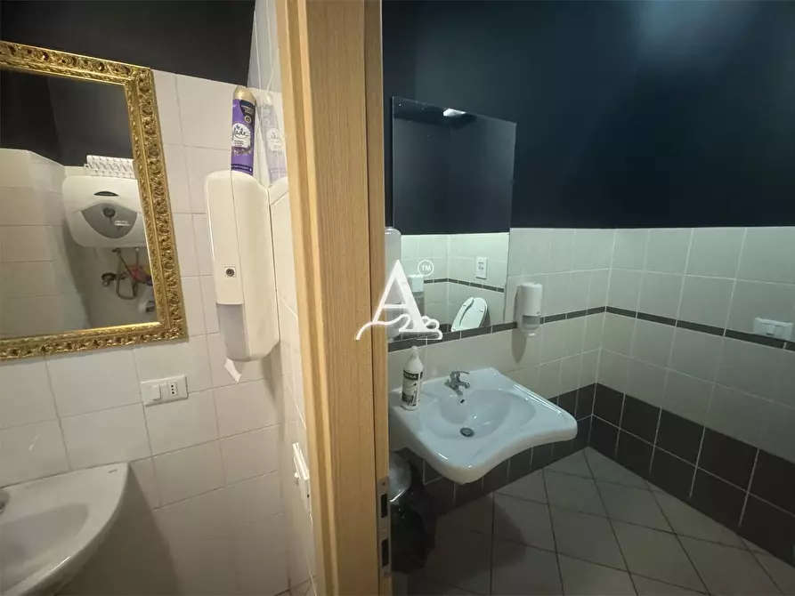 Immagine 3 di Bar / Ristorante in vendita  a San Giovanni Lupatoto