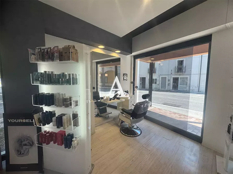 Immagine 1 di Licenza in vendita  a San Giovanni Lupatoto