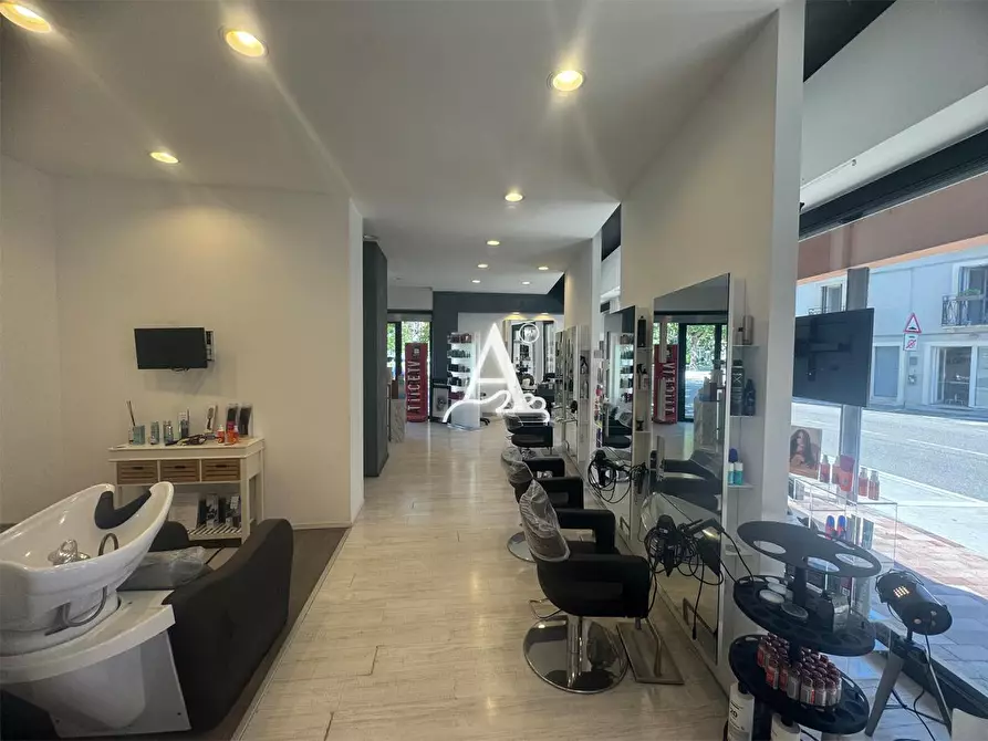 Immagine 4 di Licenza in vendita  a San Giovanni Lupatoto