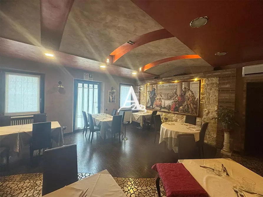 Immagine 10 di Bar / Ristorante in vendita  a Villafranca Di Verona
