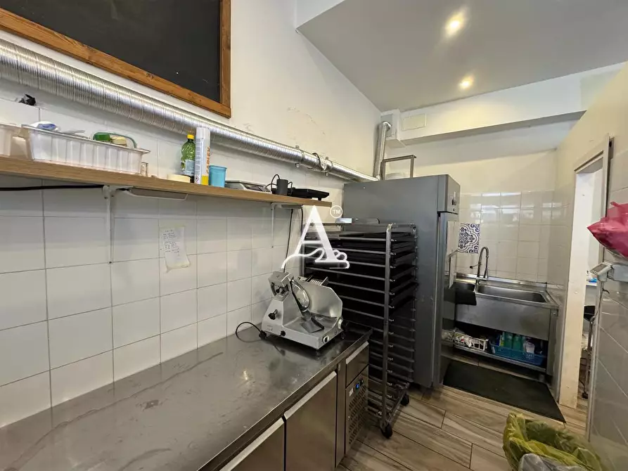 Immagine 8 di Bar / Ristorante in vendita  a Verona