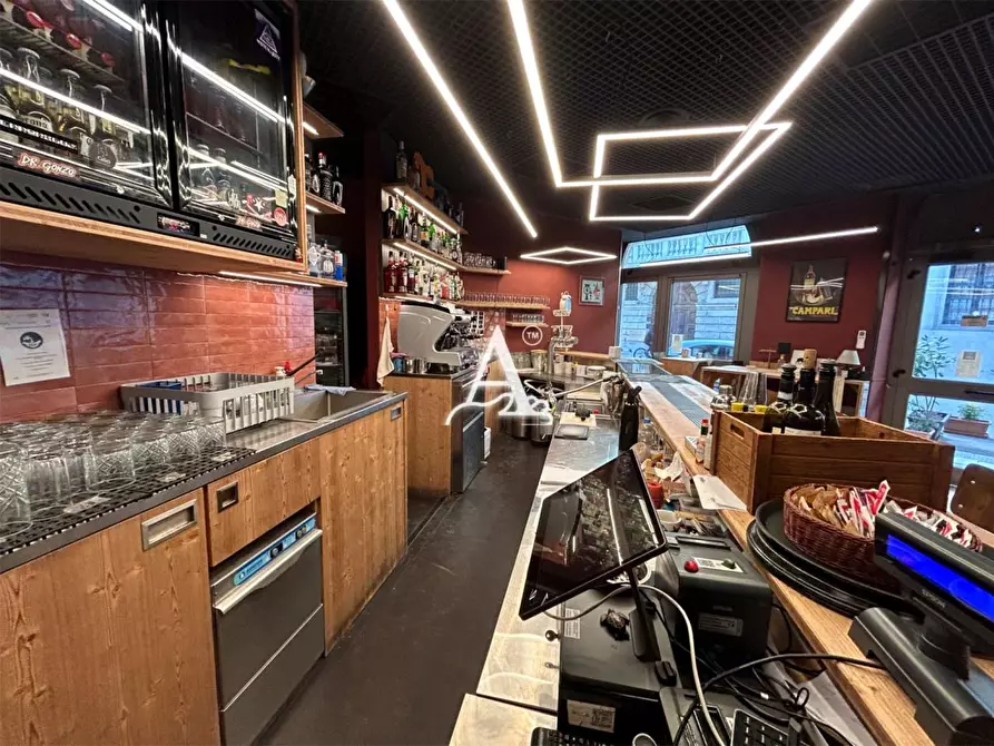 Immagine 2 di Bar / Ristorante in vendita  a Verona