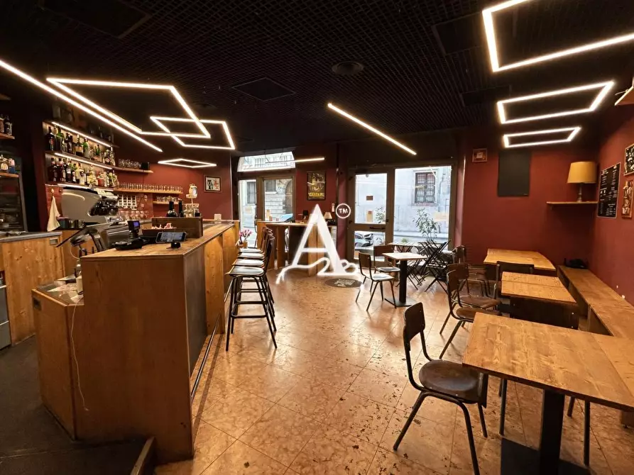 Immagine 10 di Bar / Ristorante in vendita  a Verona