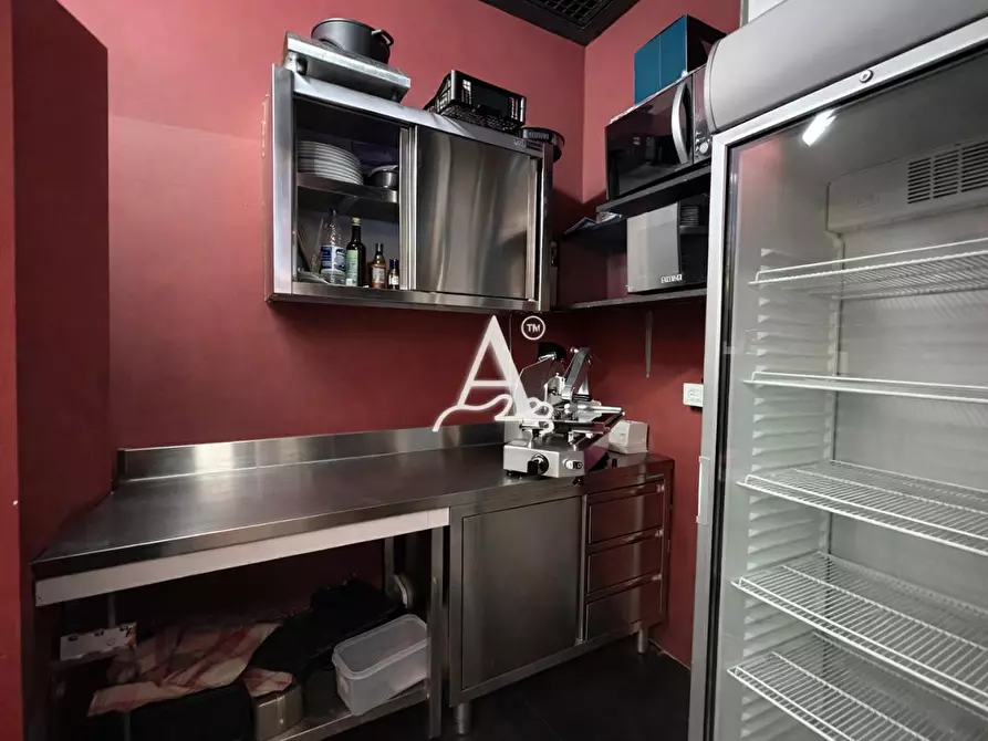 Immagine 5 di Bar / Ristorante in vendita  a Verona