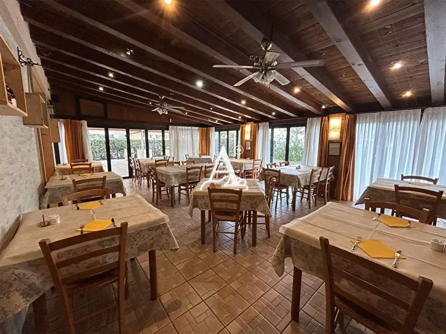 Immagine 7 di Negozio in vendita  a Colognola Ai Colli