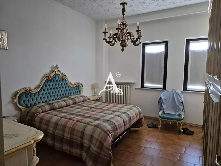Immagine 7 di Negozio in vendita  a Cerea