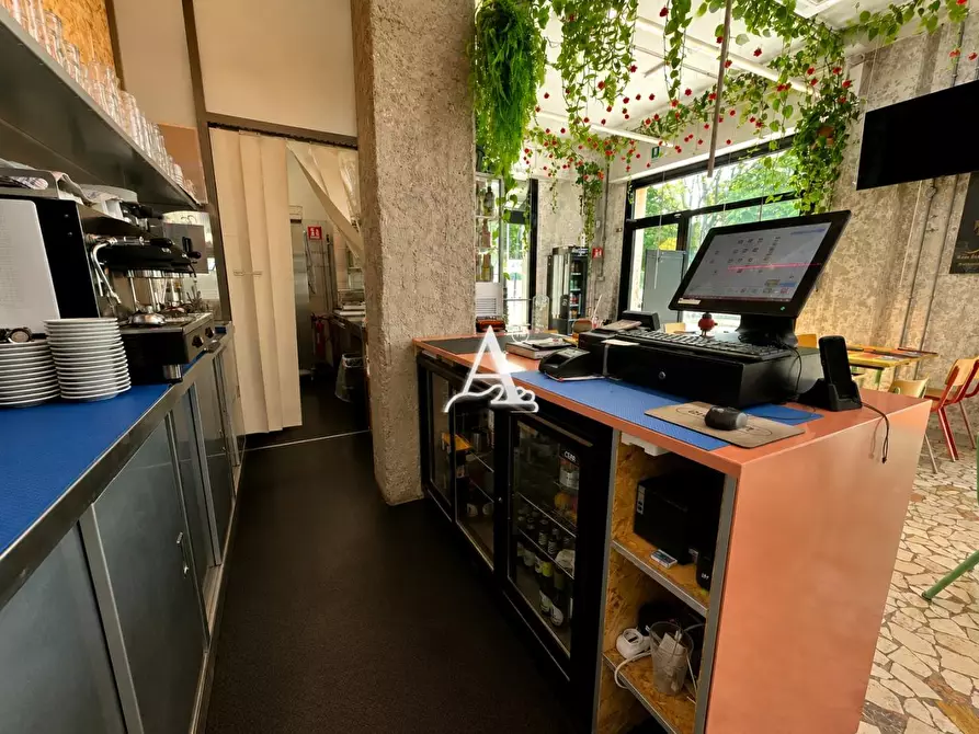 Immagine 2 di Bar / Ristorante in vendita  a Verona