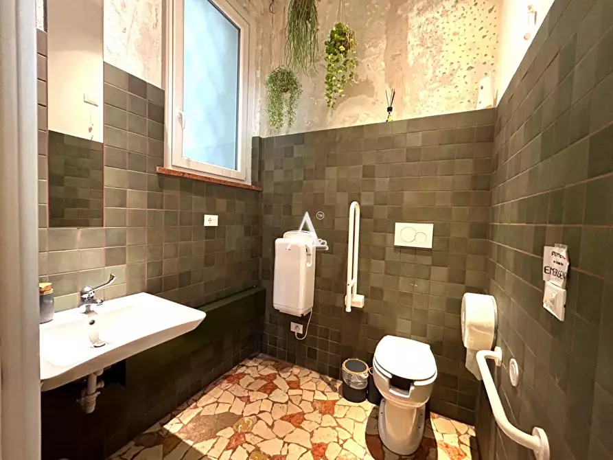 Immagine 4 di Bar / Ristorante in vendita  a Verona