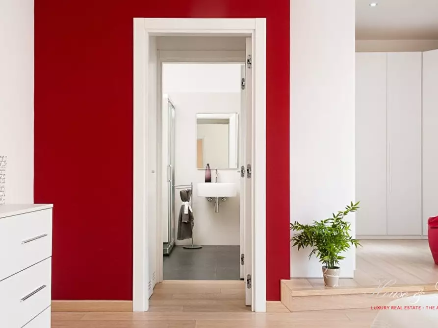 Immagine 5 di Appartamento in affitto  a Torino