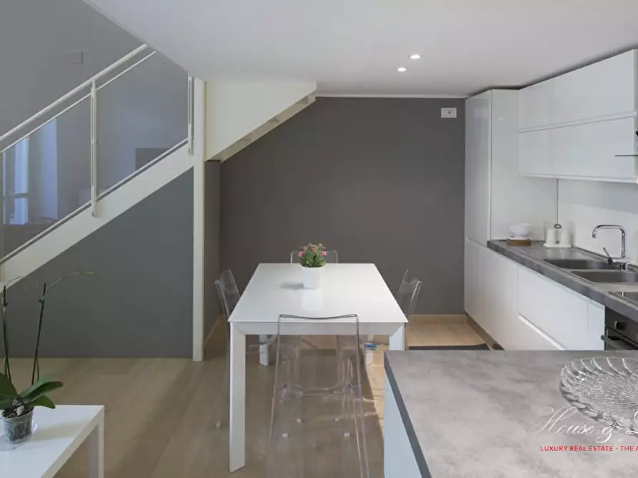 Immagine 2 di Appartamento in affitto  a Torino