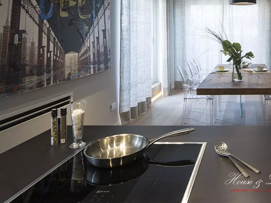 Immagine 5 di Attico in affitto  a Torino