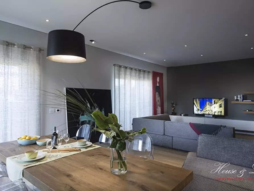 Immagine 8 di Attico in affitto  a Torino