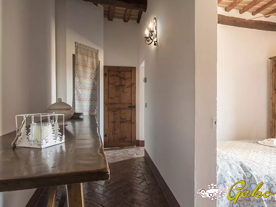 Immagine 8 di Appartamento in vendita  a San Gimignano