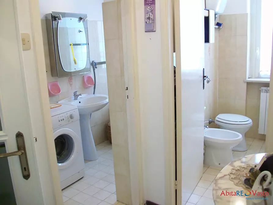 Immagine 9 di Appartamento in vendita  65 a Pollutri