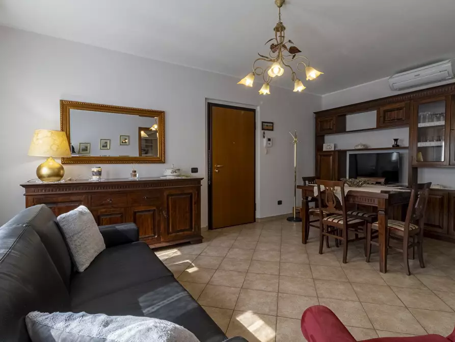 Immagine 3 di Appartamento in affitto  3 a Mandello Del Lario