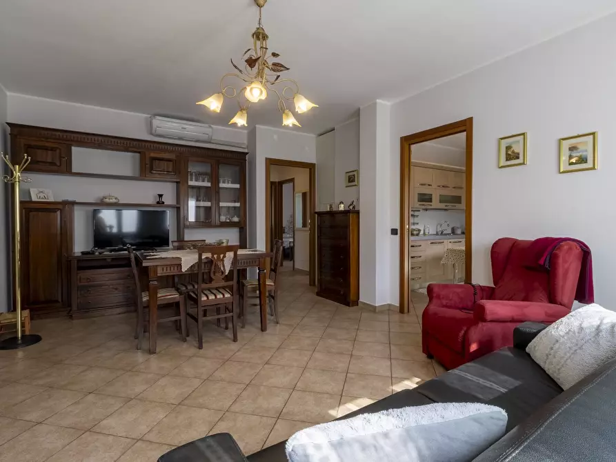 Immagine 8 di Appartamento in affitto  3 a Mandello Del Lario