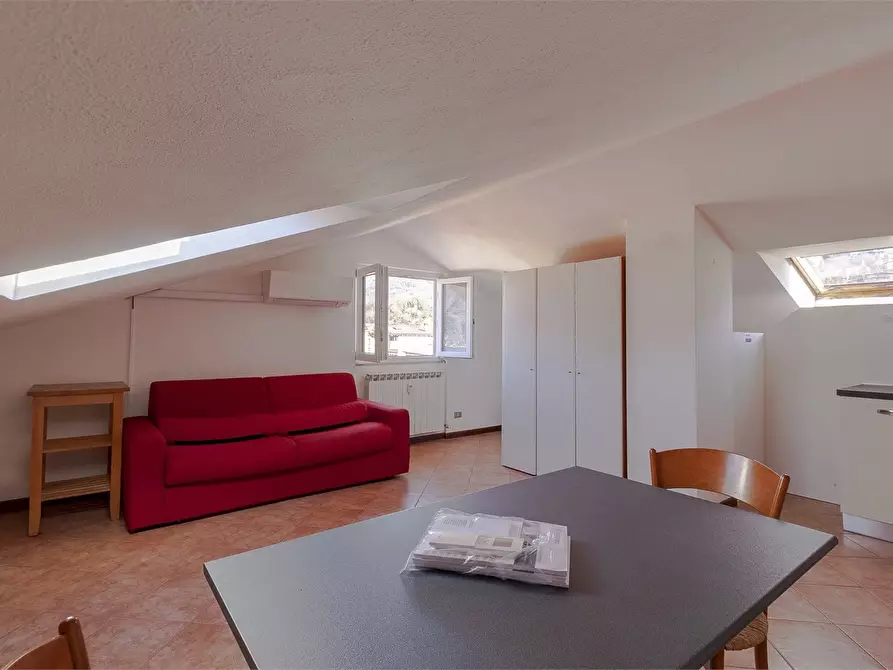 Immagine 4 di Appartamento in vendita  3/A a Mandello Del Lario