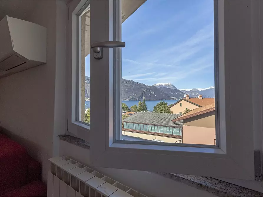 Immagine 7 di Appartamento in vendita  3/A a Mandello Del Lario