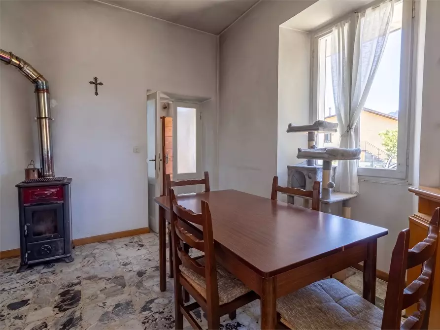 Immagine 7 di Appartamento in vendita  a Mandello Del Lario