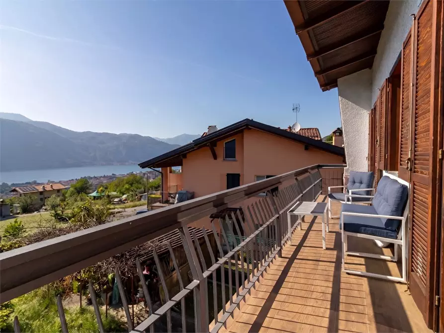 Immagine 2 di Appartamento in vendita  a Abbadia Lariana