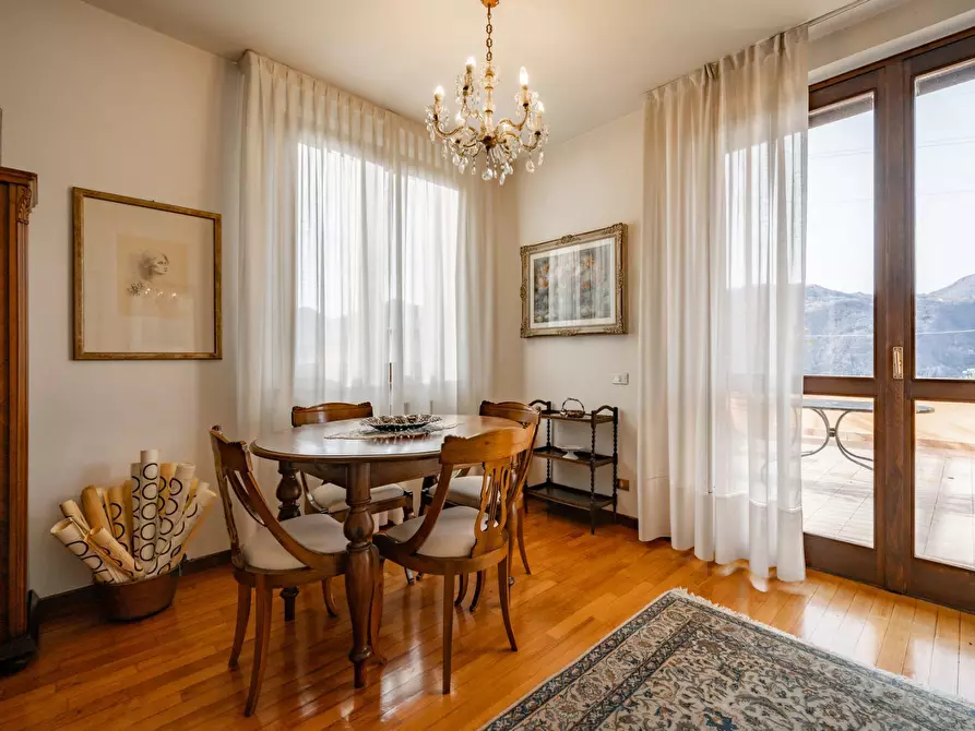 Immagine 4 di Appartamento in vendita  30 a Lierna