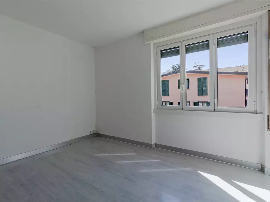 Immagine 5 di Appartamento in vendita  29 a Mandello Del Lario