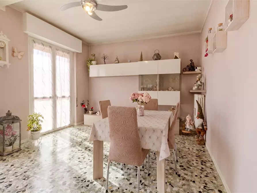 Immagine 3 di Appartamento in vendita  a Mandello Del Lario