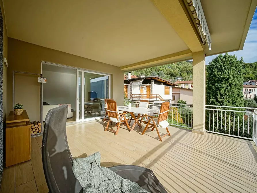 Immagine 2 di Casa indipendente in vendita  11/A a Mandello Del Lario