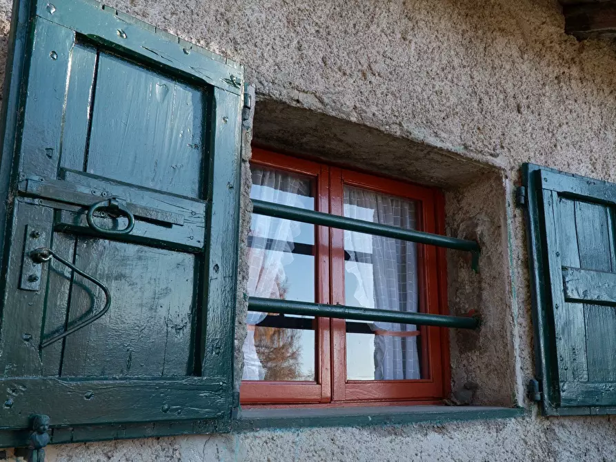 Immagine 6 di Casa indipendente in vendita  a Mandello Del Lario