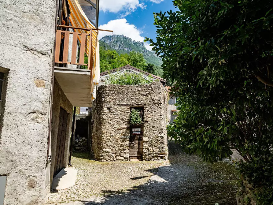 Immagine 4 di Casa indipendente in vendita  1 a Mandello Del Lario