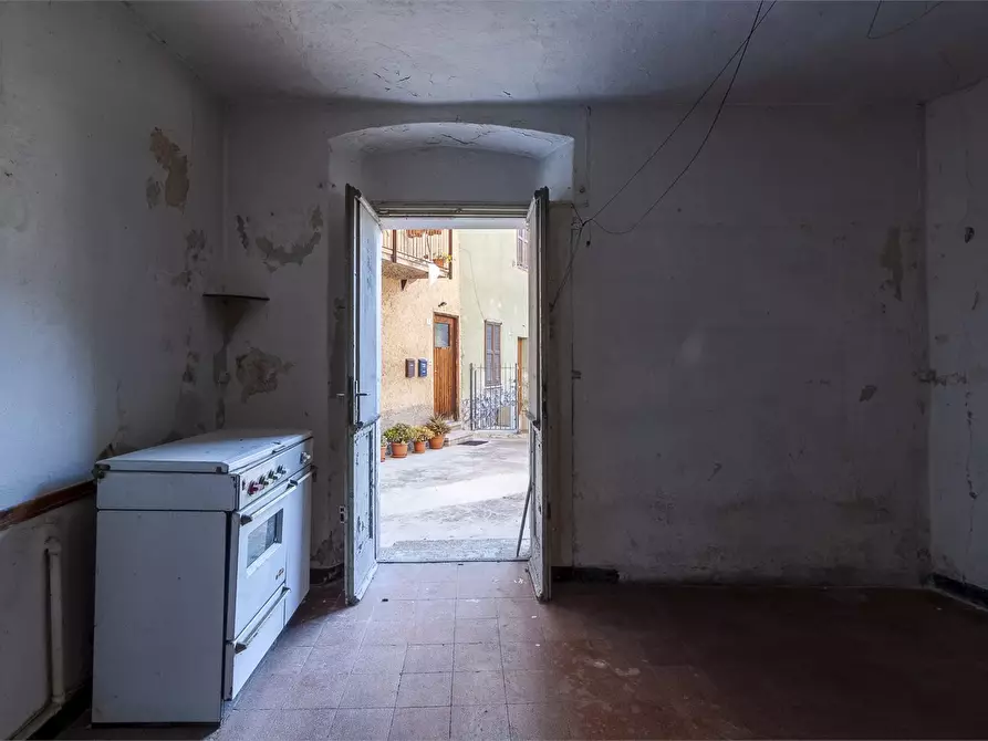Immagine 9 di Casa indipendente in vendita  a Abbadia Lariana