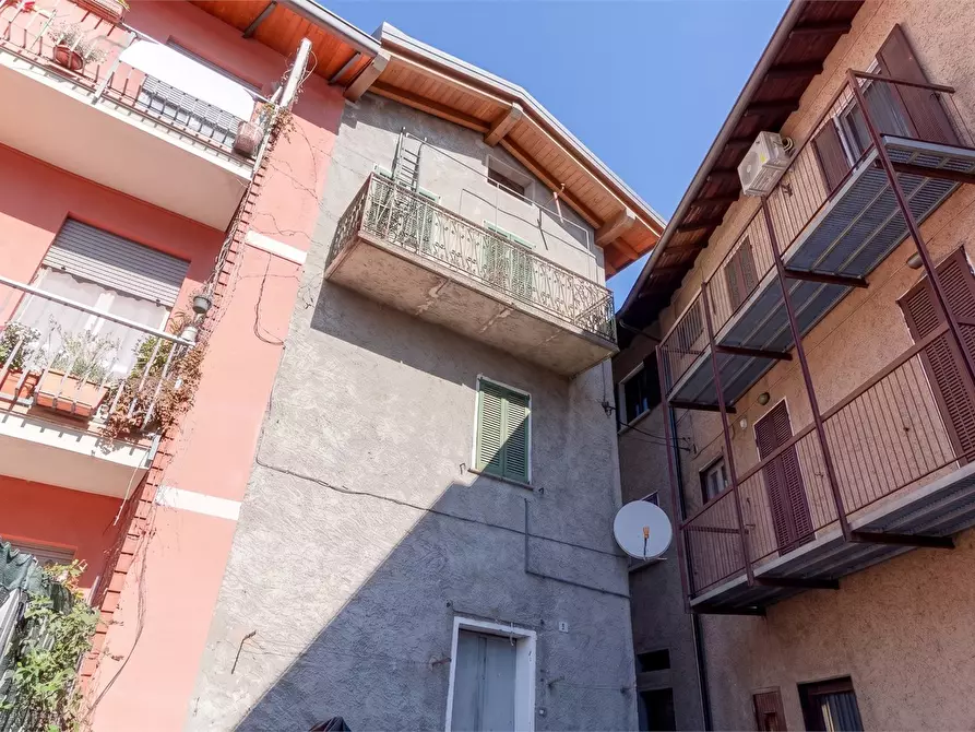 Immagine 3 di Casa indipendente in vendita  a Abbadia Lariana