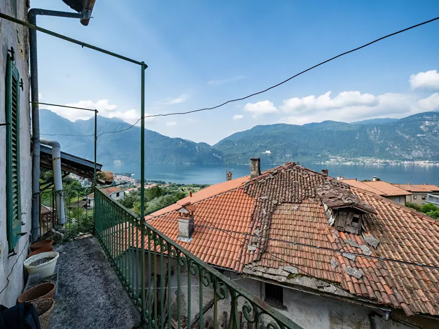 Immagine 2 di Casa indipendente in vendita  1 a Abbadia Lariana