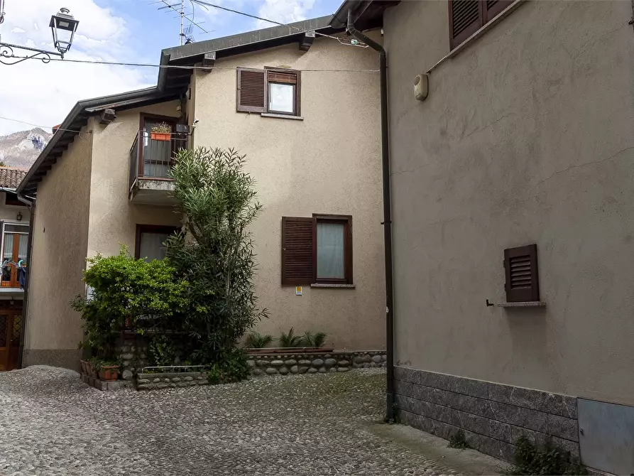 Immagine 1 di Casa indipendente in vendita  23/A a Lecco