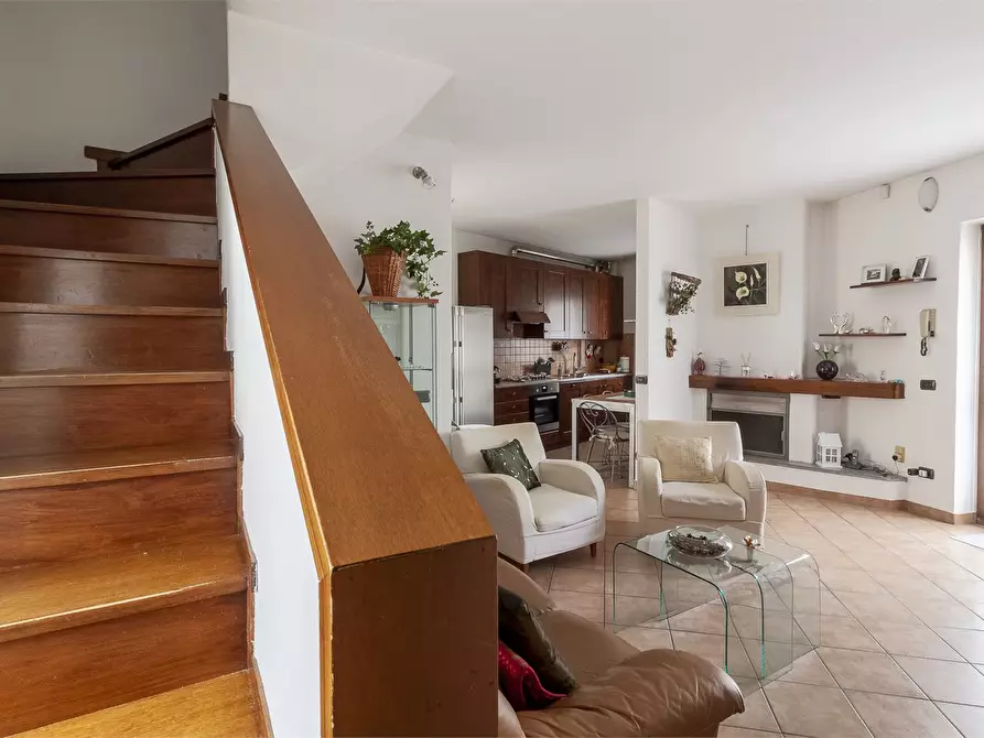 Immagine 9 di Casa indipendente in vendita  23/A a Lecco