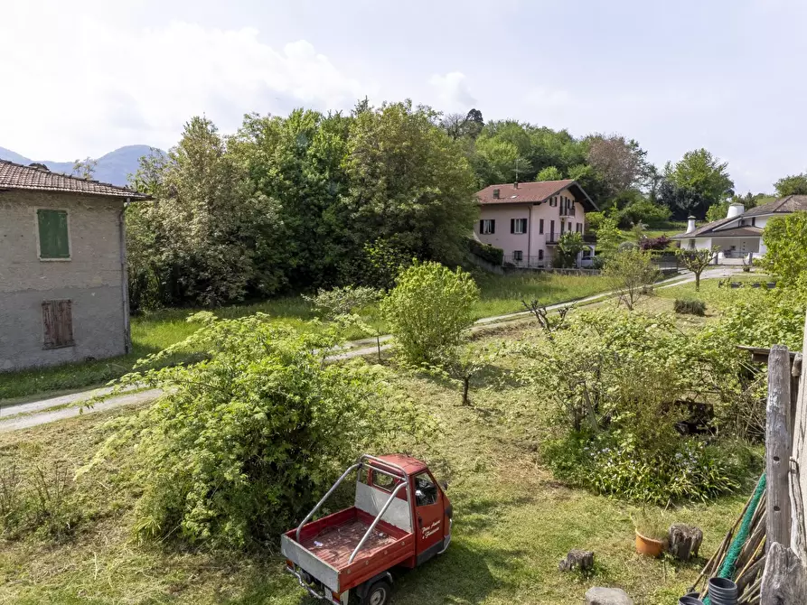 Immagine 9 di Terreno edificabile in vendita  58 a Mandello Del Lario