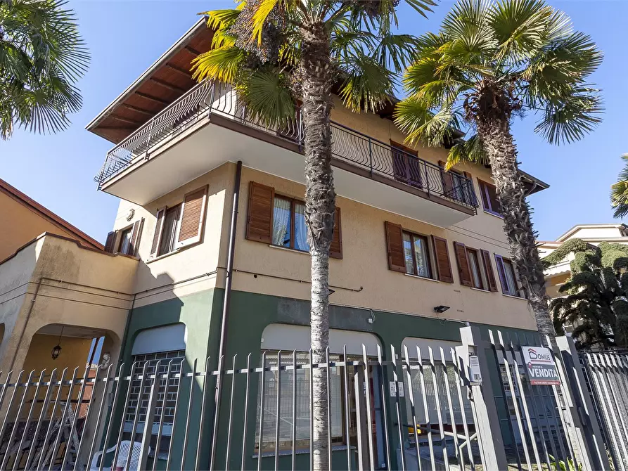 Immagine 3 di Negozio in vendita  1 a Mandello Del Lario