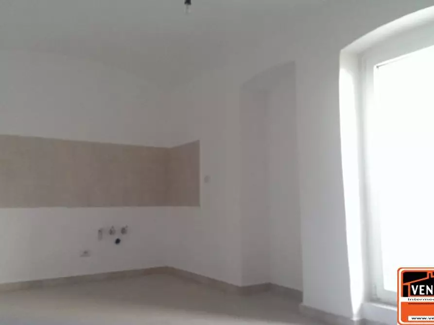 Immagine 4 di Casa indipendente in vendita  a Adelfia